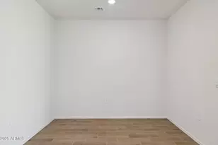 18432 W Buckskin Trl, Wittmann, AZ 85361 - Photo 21