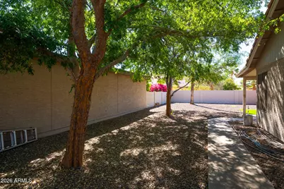 10233 E Spring Creek Road, Sun Lakes, AZ 85248 - Photo 35