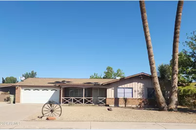 4330 W Royal Palm Road, Glendale, AZ 85302 - Photo 1