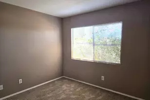 4330 W Royal Palm Rd, Glendale, AZ 85302 - Photo 11