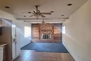 8123 N 41st Dr, Phoenix, AZ 85051 - Photo 9