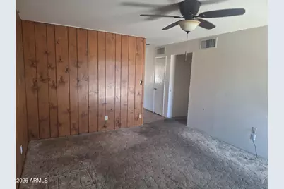 8123 N 41st Drive, Phoenix, AZ 85051 - Photo 3