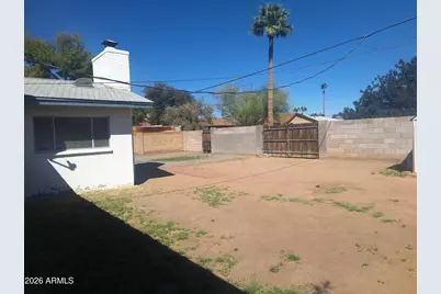 8123 N 41st Drive, Phoenix, AZ 85051 - Photo 43