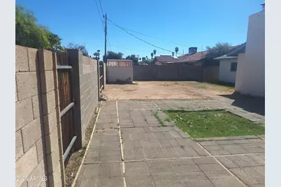 8123 N 41st Drive, Phoenix, AZ 85051 - Photo 37