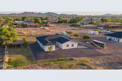 22531 W Harwell Road, Buckeye, AZ 85326 - Photo 7