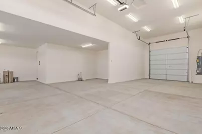 24335 W Duane Lane, Wittmann, AZ 85361 - Photo 33