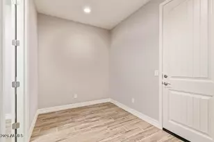 24335 W Duane Ln, Wittmann, AZ 85361 - Photo 29