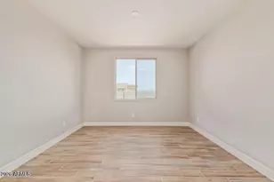 24335 W Duane Ln, Wittmann, AZ 85361 - Photo 21