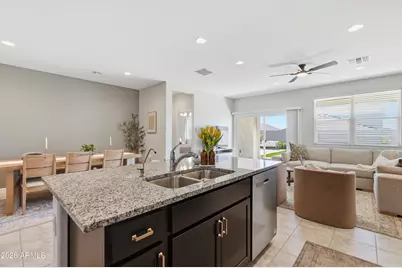 1827 W Stanton Avenue, Apache Junction, AZ 85120 - Photo 13