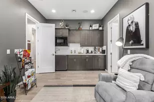 9440 S 10th Way, Phoenix, AZ 85042 - Photo 33