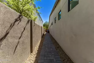 9440 S 10th Way, Phoenix, AZ 85042 - Photo 43