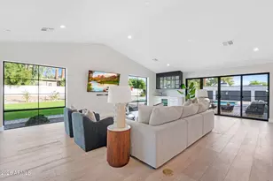 3842 E San Miguel Ave, Paradise Valley, AZ 85253 - Photo 7