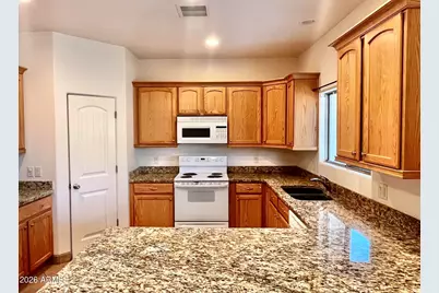 5655 N Laura Lane, Rimrock, AZ 86335 - Photo 7