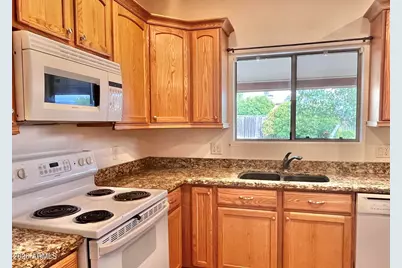 5655 N Laura Lane, Rimrock, AZ 86335 - Photo 9