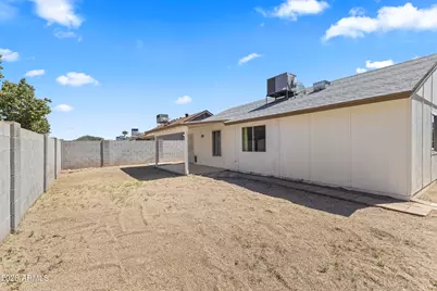 3330 W Rose Garden Lane, Phoenix, AZ 85027 - Photo 23