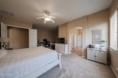 10465 E Knowles Avenue, Mesa, AZ 85209 - Photo 9