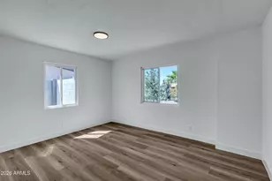 4311 N 11th Pl, Phoenix, AZ 85014 - Photo 15