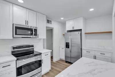 4311 N 11th Place, Phoenix, AZ 85014 - Photo 7