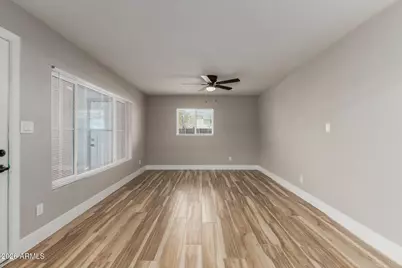 214 E Ruth Avenue #109, Phoenix, AZ 85020 - Photo 3