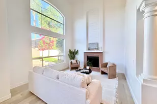 8966 E Captain Dreyfus Ave, Scottsdale, AZ 85260 - Photo 9