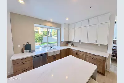 8966 E Captain Dreyfus Avenue, Scottsdale, AZ 85260 - Photo 17