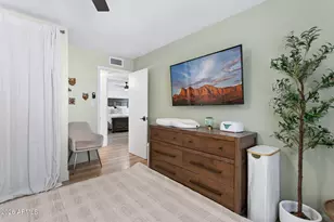 1715 W Orchid Ln, Phoenix, AZ 85021 - Photo 31