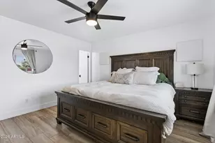 1715 W Orchid Ln, Phoenix, AZ 85021 - Photo 25