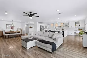 1715 W Orchid Ln, Phoenix, AZ 85021 - Photo 17