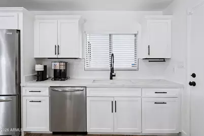 1715 W Orchid Lane, Phoenix, AZ 85021 - Photo 7