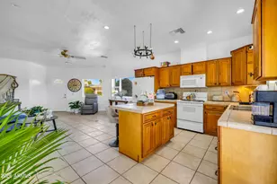 8611 E Jenan Dr, Scottsdale, AZ 85260 - Photo 59