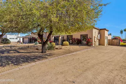 8611 E Jenan Drive, Scottsdale, AZ 85260 - Photo 29