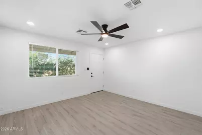 10429 N 11th Avenue, Phoenix, AZ 85021 - Photo 15