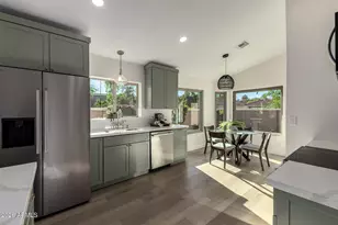 918 W Barbados Dr, Gilbert, AZ 85233 - Photo 13