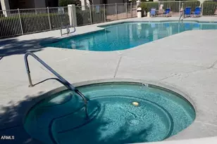 10610 S 48th St, Phoenix, AZ 85044 - Photo 7