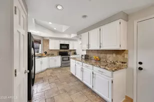 6349 E Redmont Dr, Mesa, AZ 85215 - Photo 19