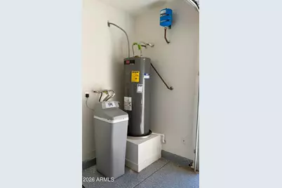 2121 W Sonoran Desert Drive #Apt 17, Phoenix, AZ 85085 - Photo 19