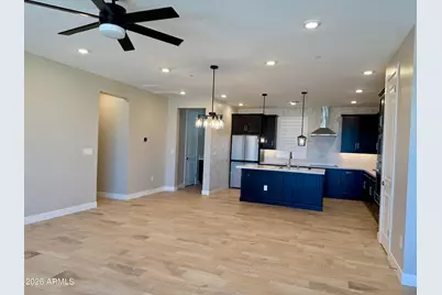 2121 W Sonoran Desert Drive #Apt 17, Phoenix, AZ 85085 - Photo 5