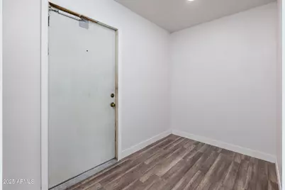 2936 W Michelle Drive, Phoenix, AZ 85053 - Photo 23