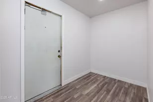 2936 W Michelle Dr, Phoenix, AZ 85053 - Photo 23