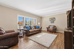 10424 N 82nd St, Scottsdale, AZ 85258 - Photo 5