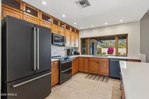 10424 N 82nd St, Scottsdale, AZ 85258 - Photo 7