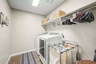 9350 W Medlock Drive, Glendale, AZ 85305 - Photo 25