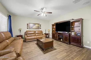 9350 W Medlock Dr, Glendale, AZ 85305 - Photo 15