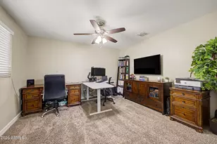 9350 W Medlock Dr, Glendale, AZ 85305 - Photo 17