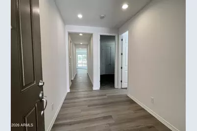 7639 W Riverside Avenue, Phoenix, AZ 85043 - Photo 5