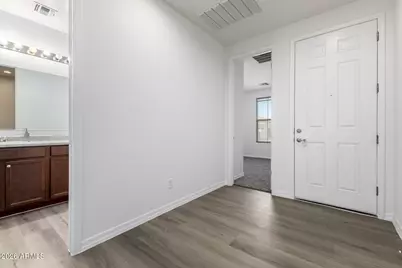 7639 W Riverside Avenue, Phoenix, AZ 85043 - Photo 31