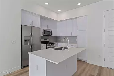 7300 E Earll Drive #1018, Scottsdale, AZ 85251 - Photo 7