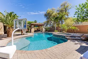 11627 E Regal Ct, Chandler, AZ 85249 - Photo 51