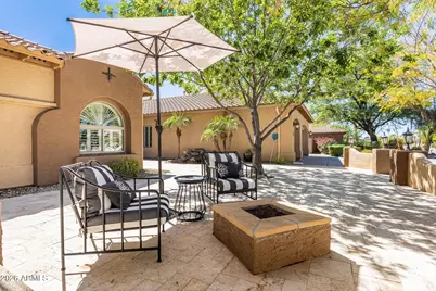 11627 E Regal Court, Chandler, AZ 85249 - Photo 7