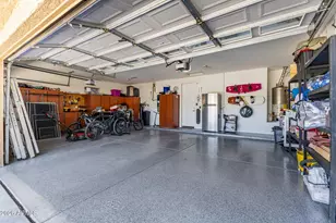 11627 E Regal Ct, Chandler, AZ 85249 - Photo 43